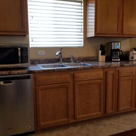 Tucson Airport Oasis Apartment Bagian luar foto